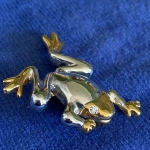 Lia Sophia Jumping Frog Pin